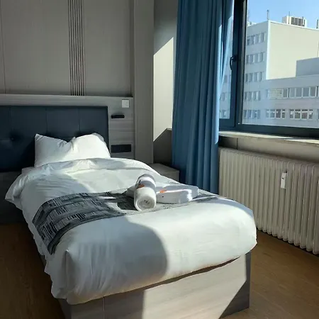 Mooncity & Boardinghouse Frankfurt am Main