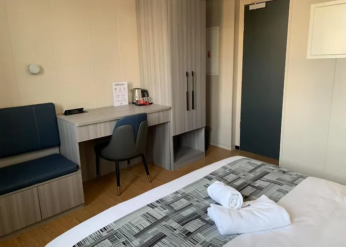 Hotel Mooncity & Boardinghouse